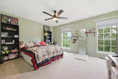 Bedroom - 985 Rolling Thunder Dr, O'fallon, MO 63368 photo 6 of 7