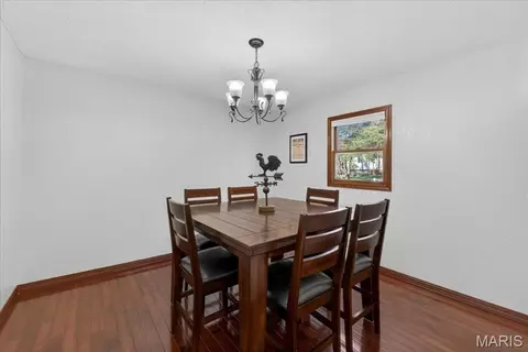 Dining - 125 Roosevelt Dr, Waterloo, IL 62298 photo 1 of 3