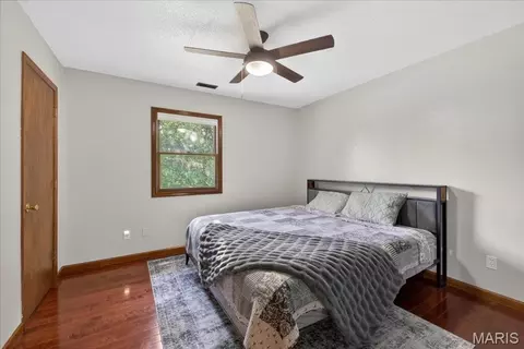 Bedroom - 125 Roosevelt Dr, Waterloo, IL 62298 photo 1 of 4