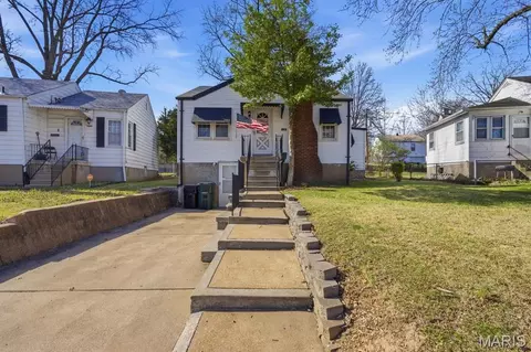 5309 Winslow Dr, Saint Louis, MO 63121