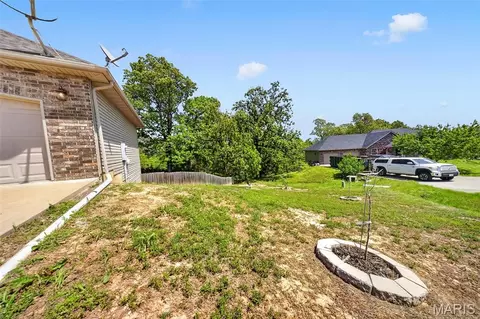 Exterior - 20164 Helios Ln, Saint Robert, MO 65584 photo 13 of 18