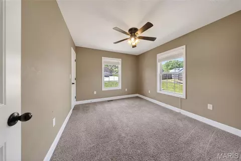 Bedroom - 20164 Helios Ln, Saint Robert, MO 65584 photo 5 of 8