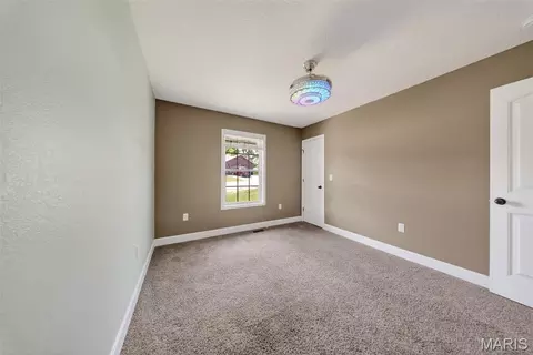 Bedroom - 20164 Helios Ln, Saint Robert, MO 65584 photo 4 of 8