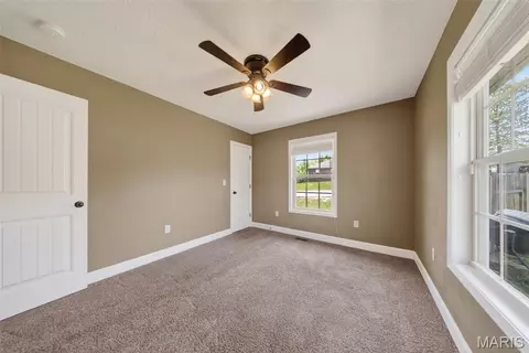 Bedroom - 20164 Helios Ln, Saint Robert, MO 65584 photo 6 of 8