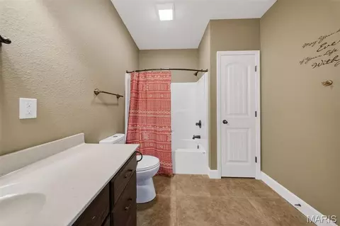 Bath - 20164 Helios Ln, Saint Robert, MO 65584 photo 6 of 6