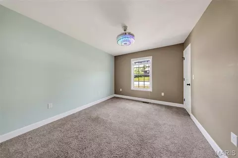 Bedroom - 20164 Helios Ln, Saint Robert, MO 65584 photo 3 of 8