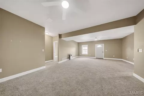 Living - 20164 Helios Ln, Saint Robert, MO 65584 photo 3 of 4