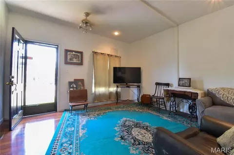 Other - 418 Elm St, Gillespie, IL 62033 photo 3 of 7