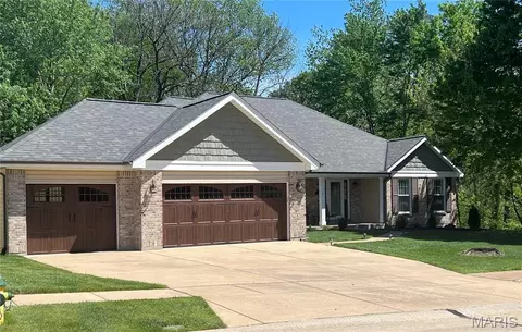 6 Hanover Hills Ct, Saint Charles, MO 63301