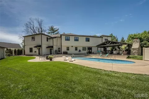 Exterior - 604 Glyn Cagny Rd, Ballwin, MO 63021 photo 25 of 28