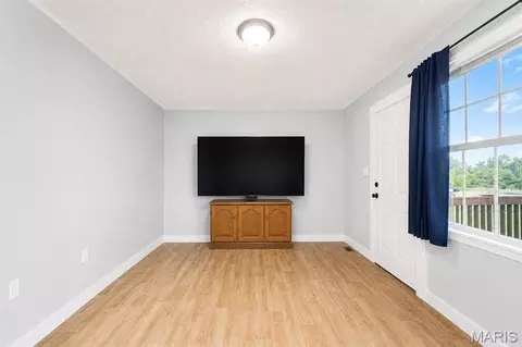 Living - 703 E State St, O'fallon, IL 62269 photo 1 of 2
