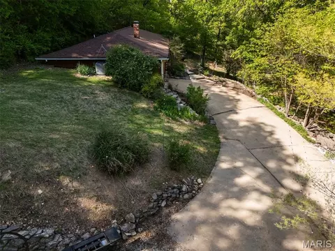 Exterior - 8075 Glenn Dr, Barnhart, MO 63012 photo 12 of 16