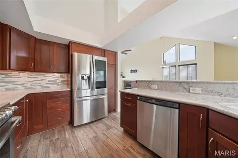 Kitchen - 1848 Ridgeview Circle Dr, Ballwin, MO 63021 photo 2 of 2