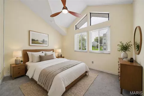 Bedroom - 1848 Ridgeview Circle Dr, Ballwin, MO 63021 photo 2 of 2