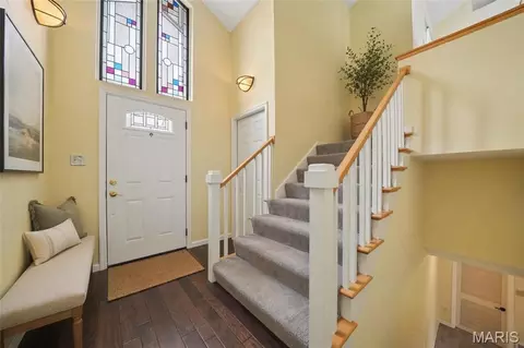 Entry Way - 1848 Ridgeview Circle Dr, Ballwin, MO 63021 photo 1 of 3