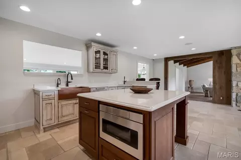 Kitchen - 11069 State Highway Oo, Wright City, MO 63390 photo 5 of 5