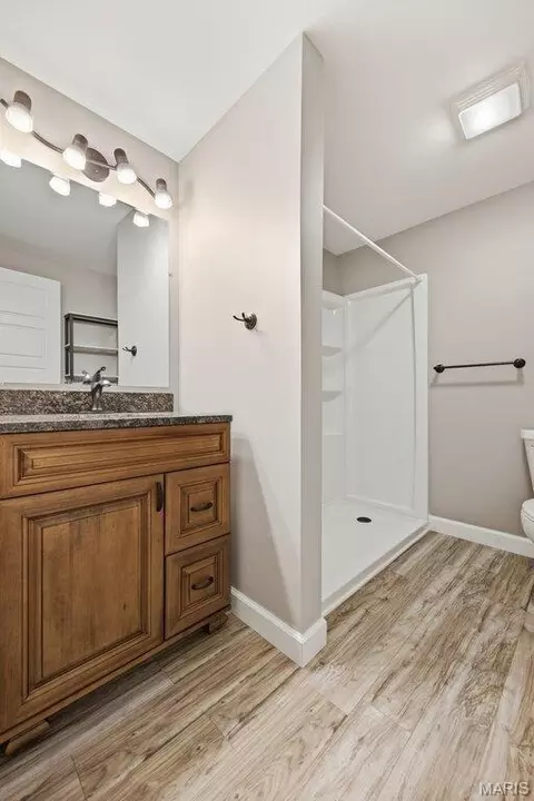 Bath - 205 Crosswinds Ct, Waterloo, IL 62298 photo 7 of 7