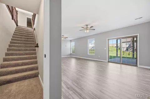Entry Way - 205 Crosswinds Ct, Waterloo, IL 62298 photo 4 of 4