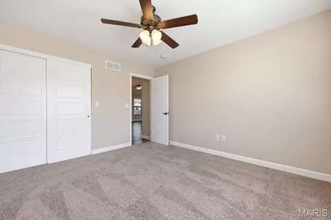 Bedroom - 205 Crosswinds Ct, Waterloo, IL 62298 photo 2 of 4