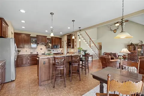 Kitchen - 3757 Sunny Rd, Washington, MO 63090 photo 2 of 5
