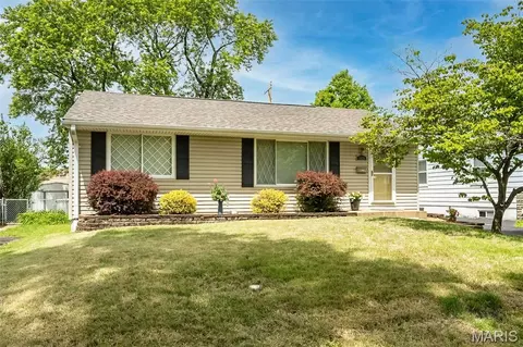 7121 Leona St, Saint Louis, MO 63116