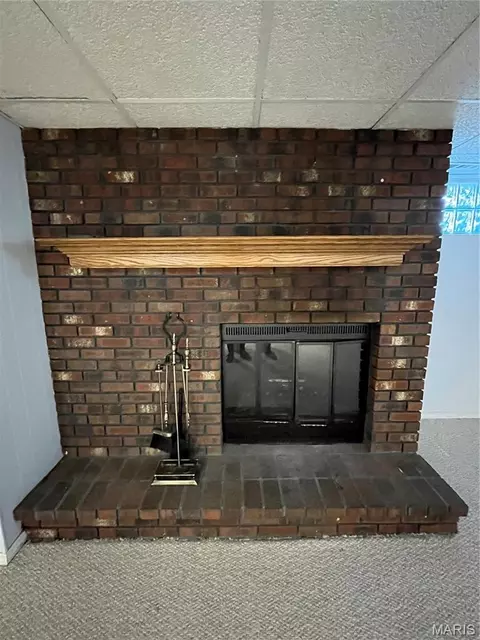 Living - 3248 Biscayne Blvd, Arnold, MO 63010 photo 3 of 3