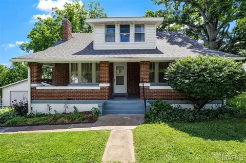 3728 Fee Fee Rd, Bridgeton, MO 63044