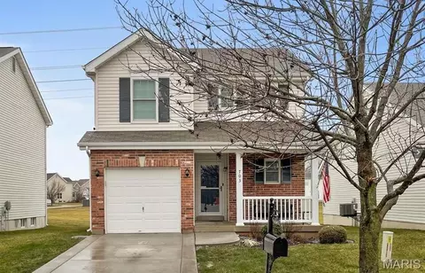 703 Wayland Dr, O'fallon, MO 63366