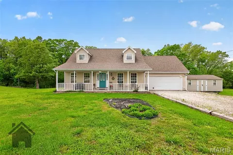 11 Flora Dr, Richland, MO 65556