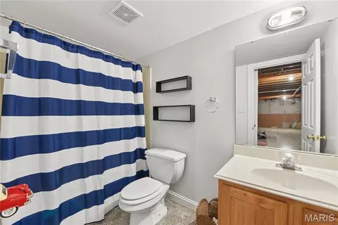 Bath - 715 Rolling Wind Dr, O'fallon, MO 63368 photo 4 of 4
