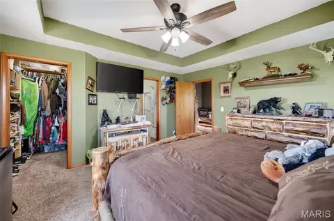 Bedroom - 10849 Claxton Rd, Falcon, MO 65470 photo 2 of 15