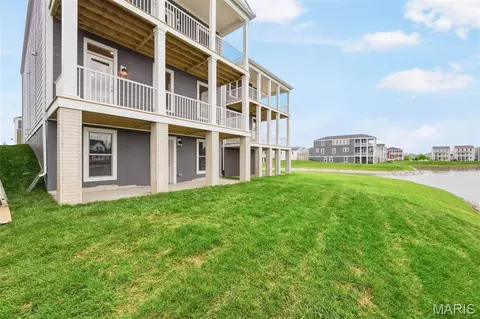 218 Marais Temps Clair Way, Saint Charles, MO 63301