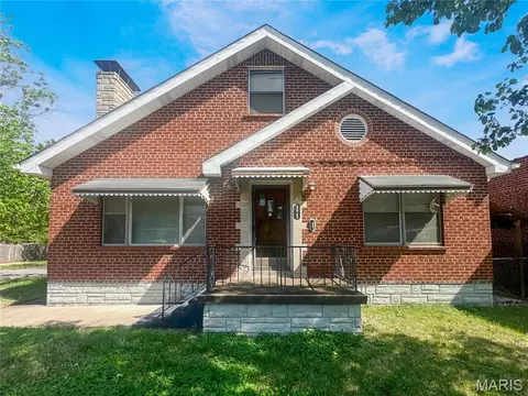 3025 Mount Pleasant St, Saint Louis, MO 63111