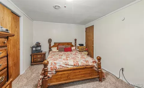 Bedroom - 11090 Highway K, Jadwin, MO 65501 photo 2 of 9