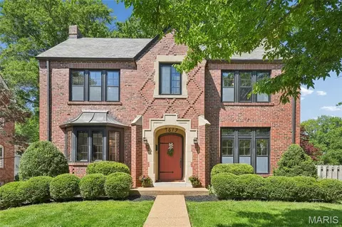 7619 Stanford Ave, University City, MO 63130