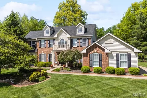 1905 White Birch Ln, Belleville, IL 62226