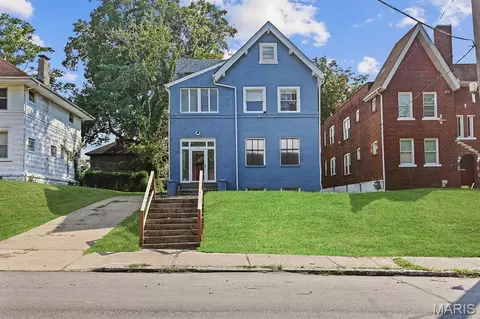 5946 Julian Ave, Saint Louis, MO 63112