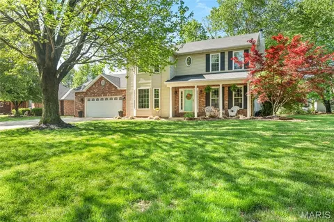 102 Timberwood Ln, Collinsville, IL 62234