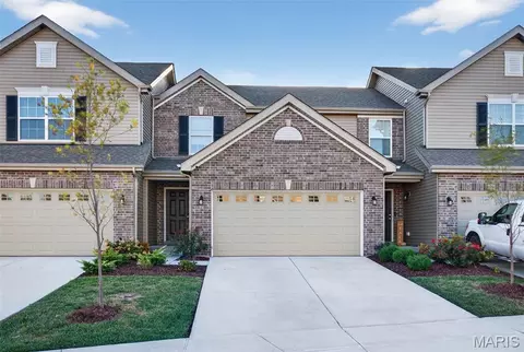 112 Deer Grove Ct, Saint Peters, MO 63376