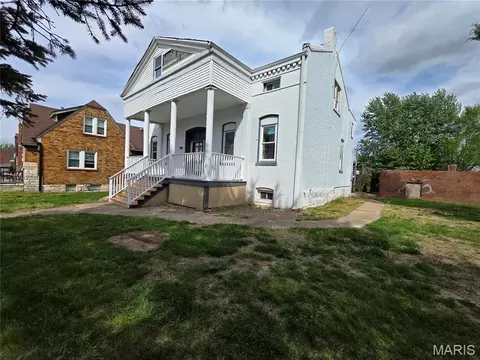4136 Pennsylvania Ave, Saint Louis, MO 63118