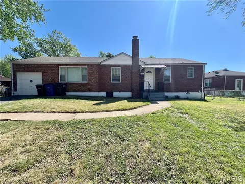 106 Henquin Dr, Saint Louis, MO 63135