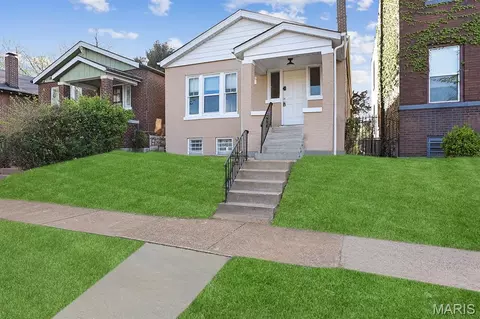 3635 S Spring Ave, Saint Louis, MO 63116