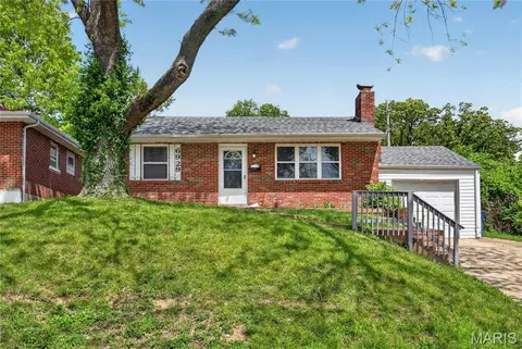 6929 Roland Blvd, Saint Louis, MO 63121