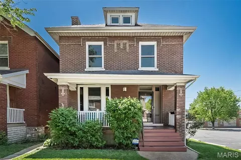 3528 Kingsland Ct, Saint Louis, MO 63111