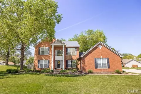 1203 Elisabeth Dr, O'fallon, IL 62269