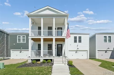 3204 Pirogue St, Saint Charles, MO 63301