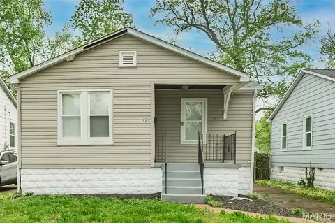 424 Georgia Ave, Ferguson, MO 63135
