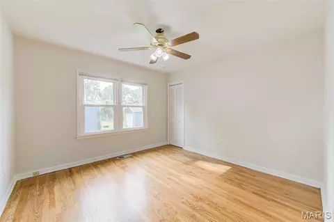 8015 Aline Ave, Berkeley, MO 63134 photo 2