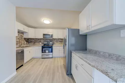 Kitchen - 6628 Bitteroot Ln, Berkeley, MO 63134 photo 1 of 2