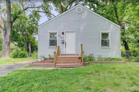8067 Aline Ave, Berkeley, MO 63134